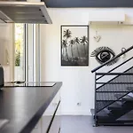 Вилла Spacieuse Avec Piscine Privee A *