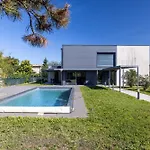Spacieuse Avec Piscine Privee A Тулуза